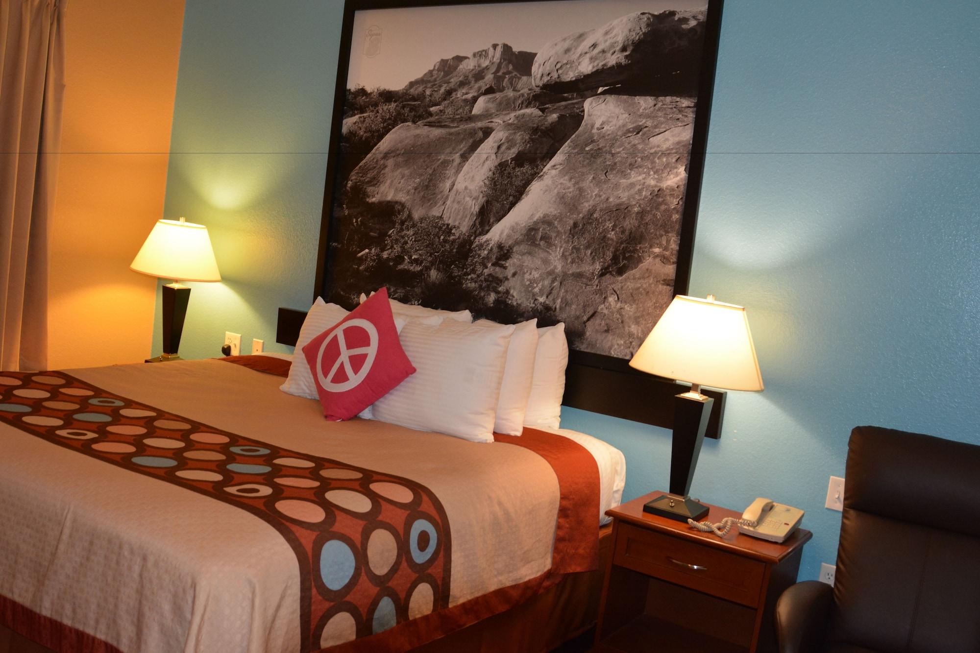 Super 8 By Wyndham Austin/Airport South Hotell Exteriör bild