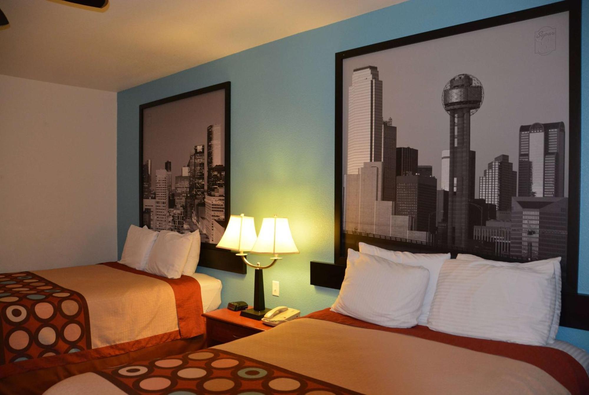Super 8 By Wyndham Austin/Airport South Hotell Exteriör bild